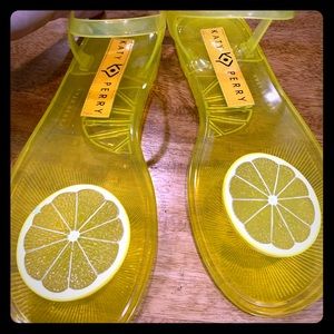 KATY PERRY JELLY LEMON FLAT SANDALS CLEAR YELLOW 8